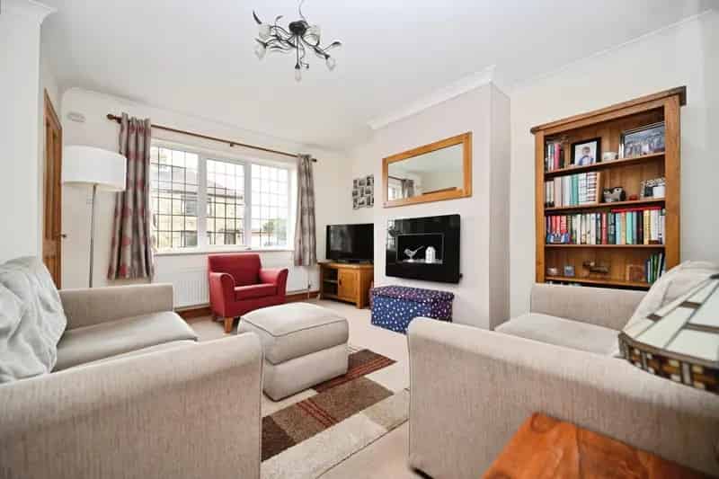 3 Bedroom House For Sale Near Guiseley