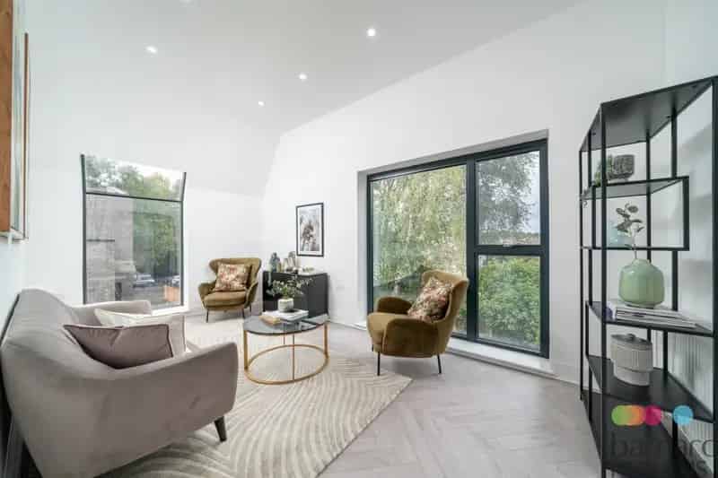 Powys Mews Townhouses: Luxury Homes Near Broomfield Park