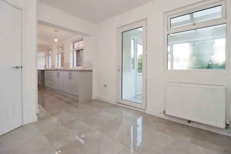 Modern 3-Bed Semi-Detached House in Rothwell