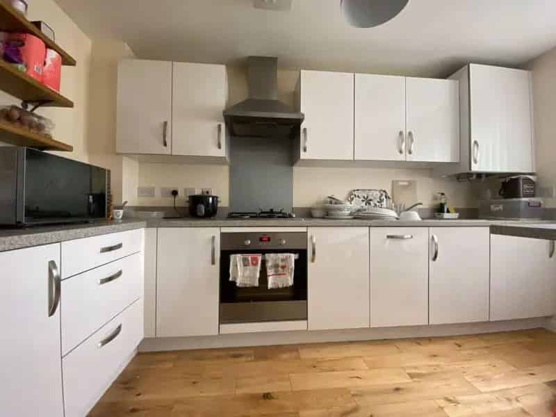 3 Bedroom Terraced House St George
