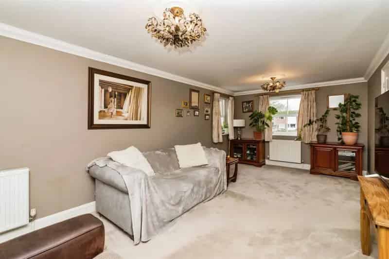 Charming 4-Bedroom Detached House in Bungay