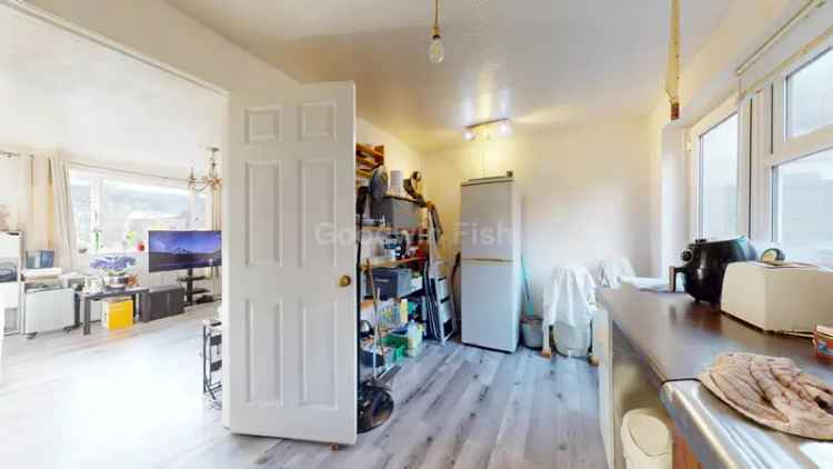 2 Bedroom Semi Detached House to Rent