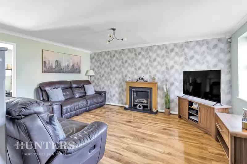 4 Bedroom House For Sale Extended Family Home