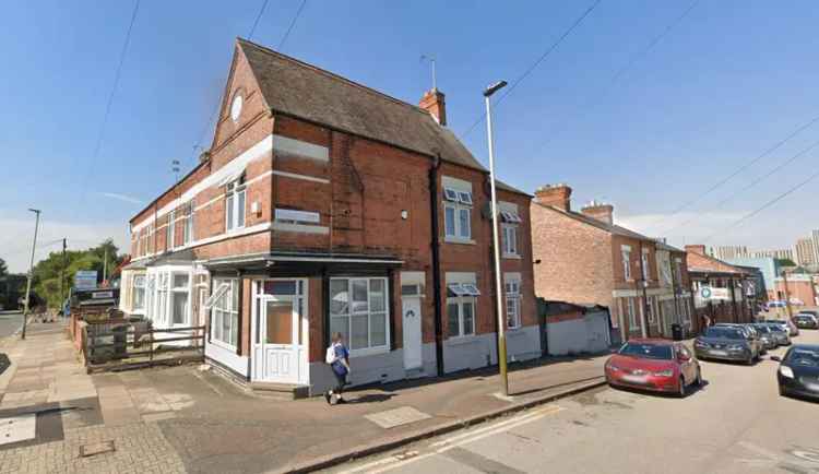 4 bedroom terraced house to rent