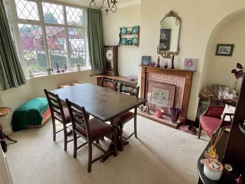 3 Bedroom Semi Detached House To Rent