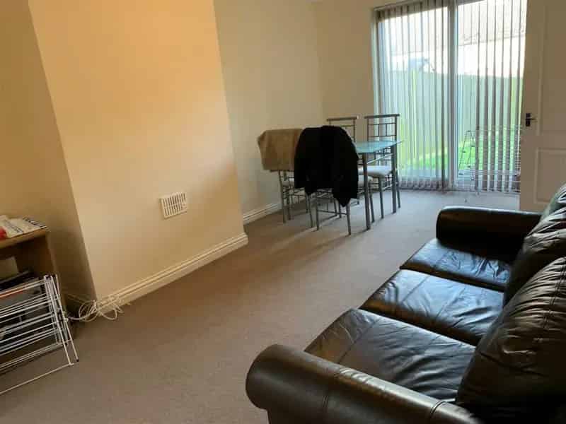 4 Bedroom Student House Near University