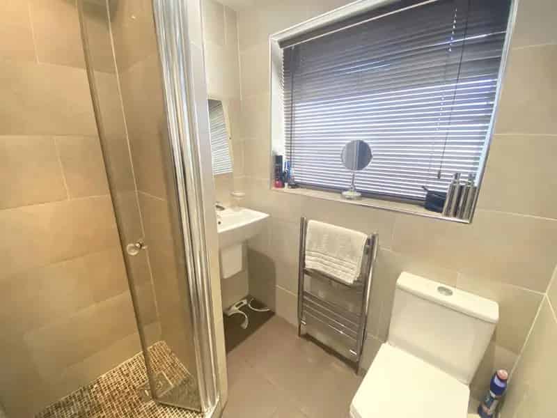 4 Bed Detached House For Sale