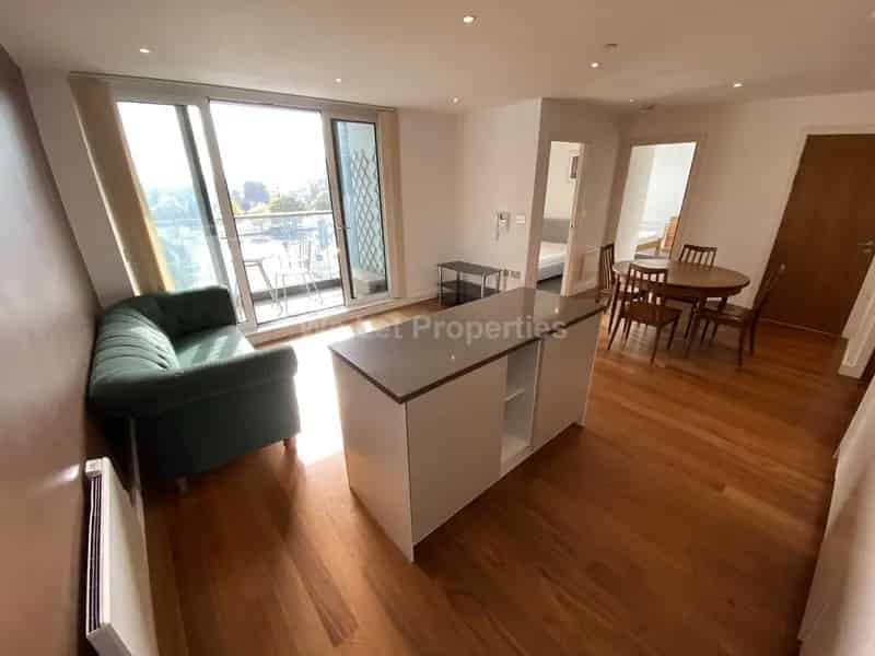 2 Bedroom Apartment House to Rent Manchester