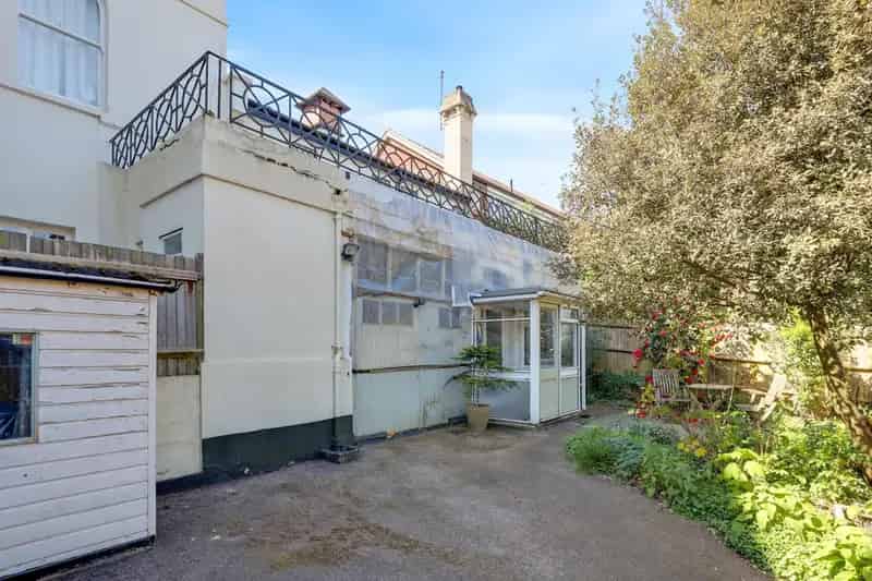 3 Bedroom Coach House For Renovation Chain Free
