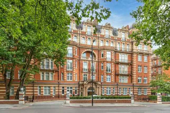 Flat to rent in Maida Vale, Little Venice, London W9