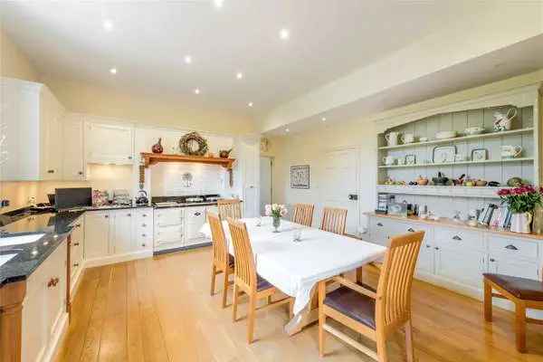 Hastings Road, Hawkhurst, Cranbrook, Kent, TN18 4RS | Property for sale | Savills