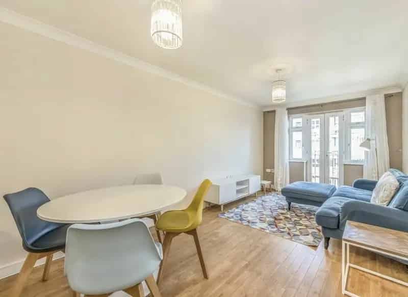 Two Double Bedroom Apartment in Fulham