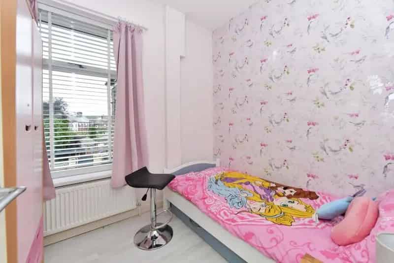 3 Bedroom Mid Terrace House for Sale Sheffield S6