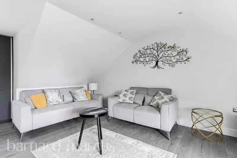 Spacious 1-Bed Apartment 749 SQ FT New Build 10 Year Warranty