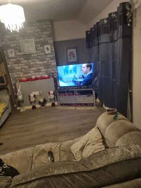 Flat For Rent in Basildon, England