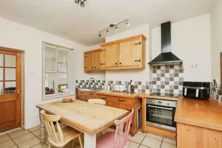Victorian Home Hempton Towermill 4 Double Bedrooms Ample Parking