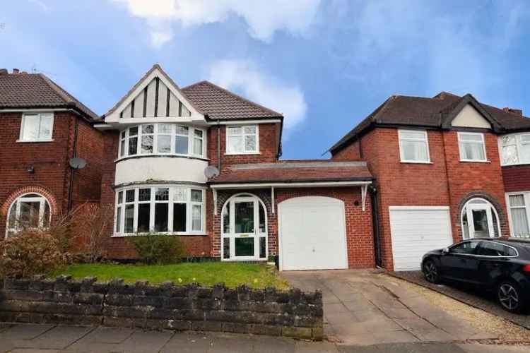 3 Bedroom Detached House in Quinton - Available Now