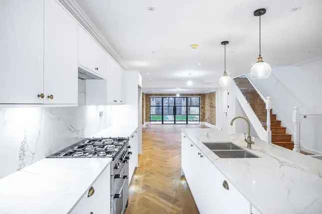 Terraced House for Sale Mildmay Road Newington Green N1