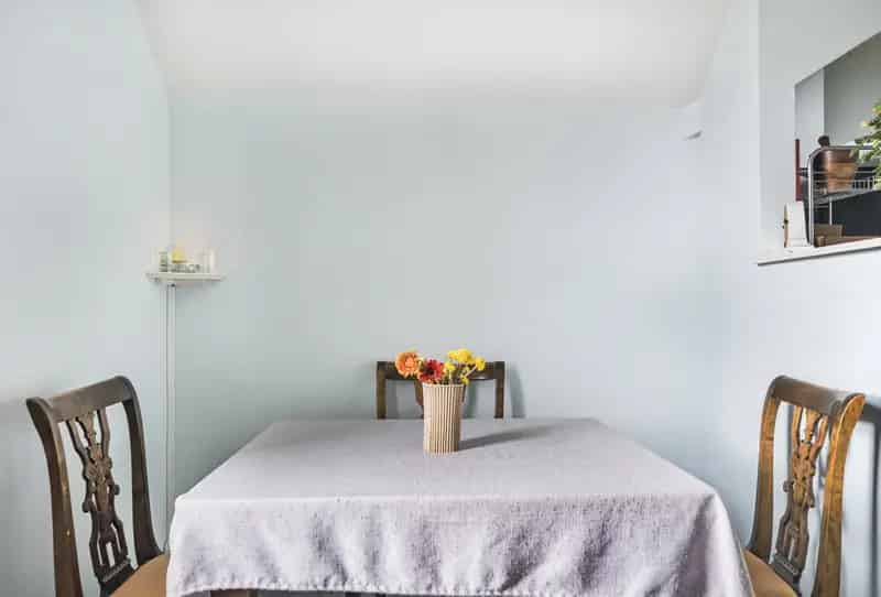 1 Bedroom Flat for Sale in Bath Lower Oldfield Park