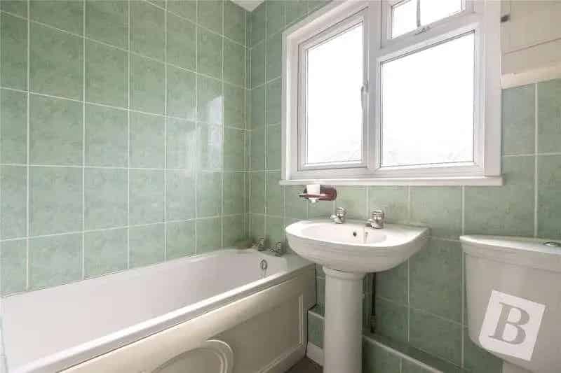 3 Bed Semi-Detached House for Sale