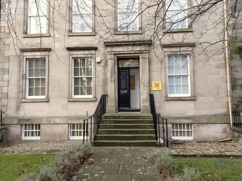 Ground and Lower Ground Floor Office Space with Car Park