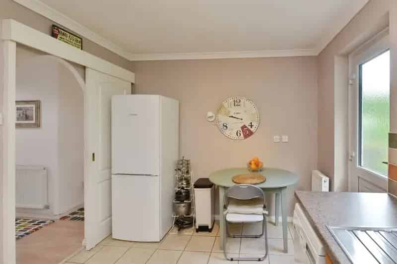 3 Bed Detached Bungalow Peaceful Cul De Sac Family Home Garage Garden