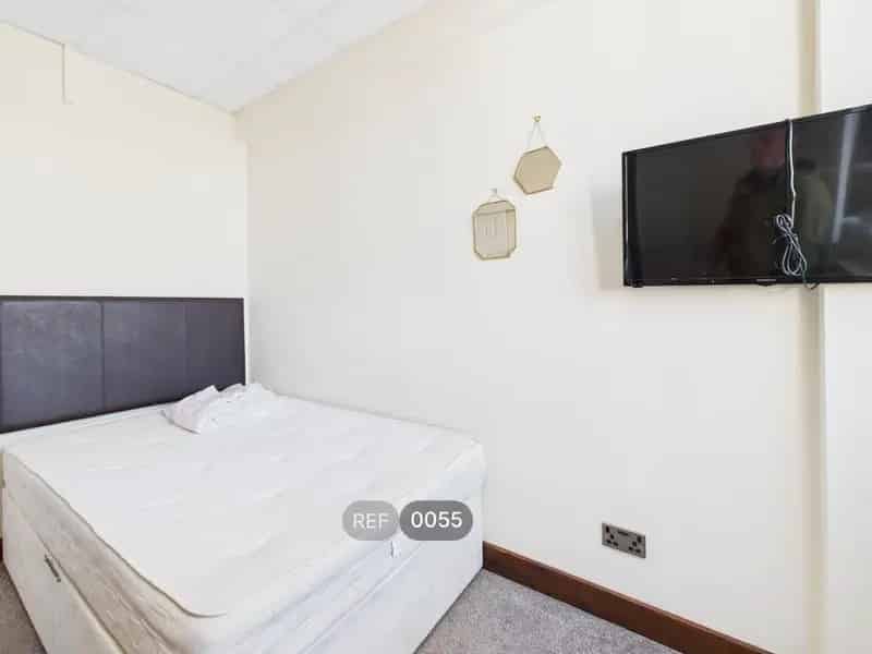 1 Bedroom Ensuite Room Hull All Bills Included Working Professionals