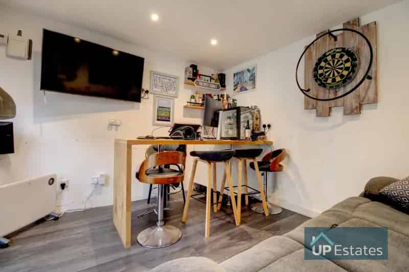3 Bedroom Terraced House to Rent Binley