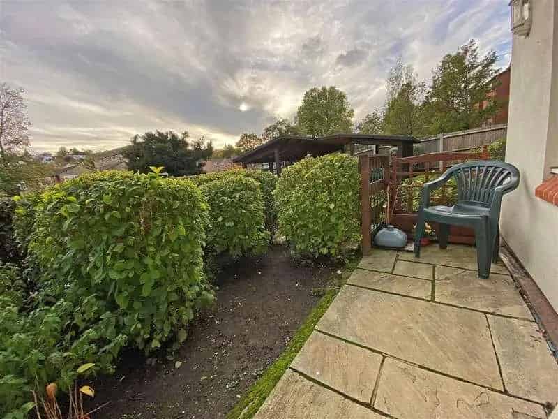 2 Bed Flat for Sale Redhill Ground Floor Apartment Disabled Access