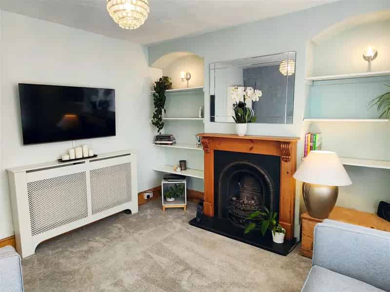 2 Bedroom Semi Detached House South Tonbridge