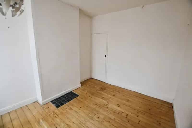 2 bedroom House
 To Rent
