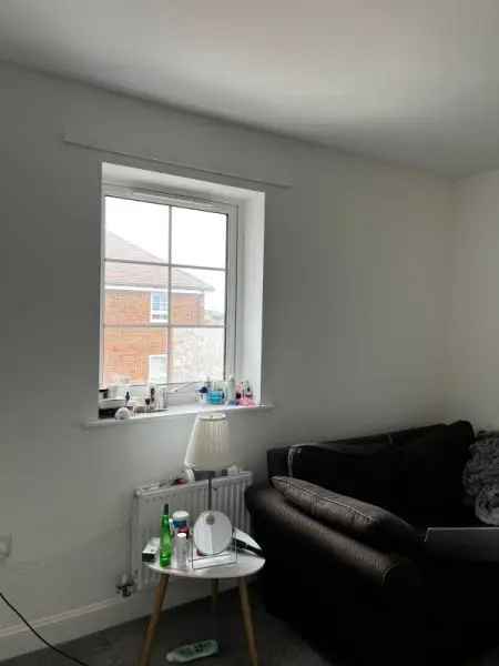 Flat For Rent in Lewes, England