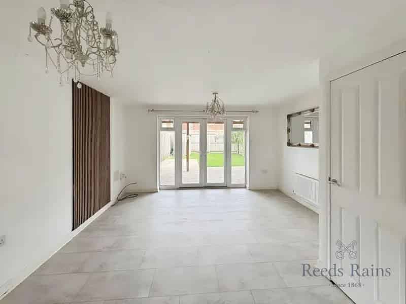 2 Bedroom Mid Terrace House To Rent Liverpool