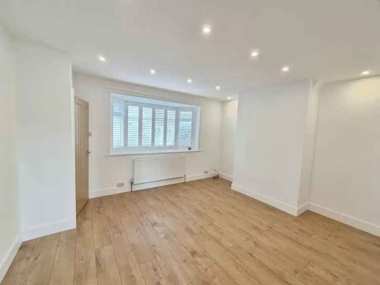 2 Bedroom Semi Detached House for Sale Stockport SK5