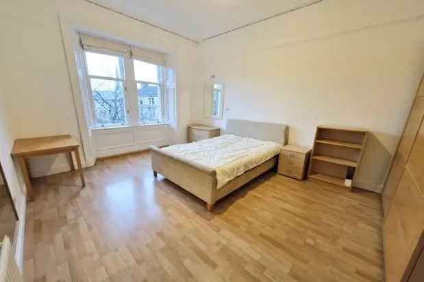 Flat to rent in Barrington Drive, Glasgow G4