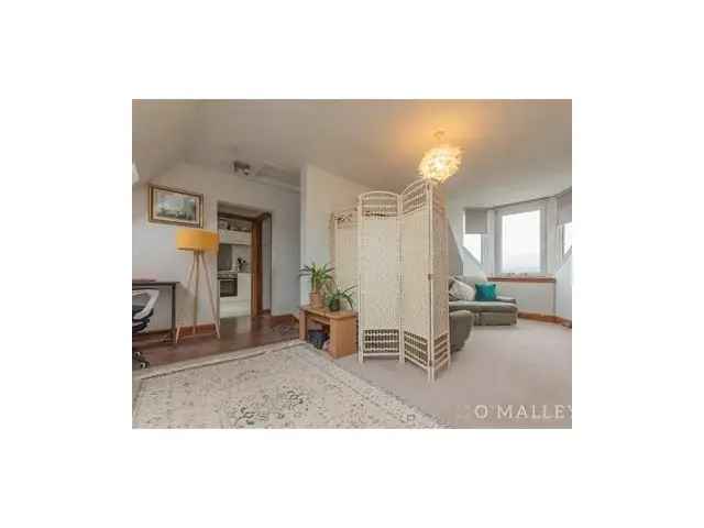 1 Bedroom Flat for Sale in Cambusbarron