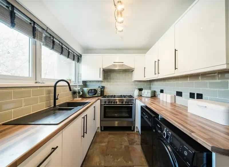 4 Double Bedroom House Near Hyde Park - Short Let Available