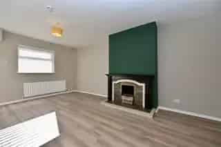Spacious Mid-Terraced House with Countryside Views