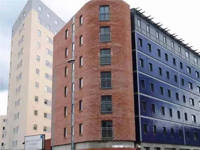 Modern Studio Apartment in Glasgow Merchant City - Students Only