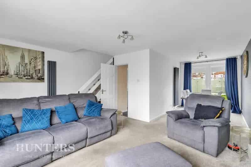 3 Bedroom House For Sale Oldham