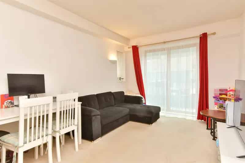 2 Bedroom Flat for Sale in Brighton