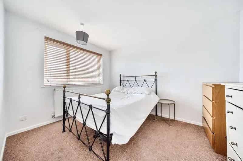 3 Bed Semi-Detached House For Sale Near Leominster Town Centre