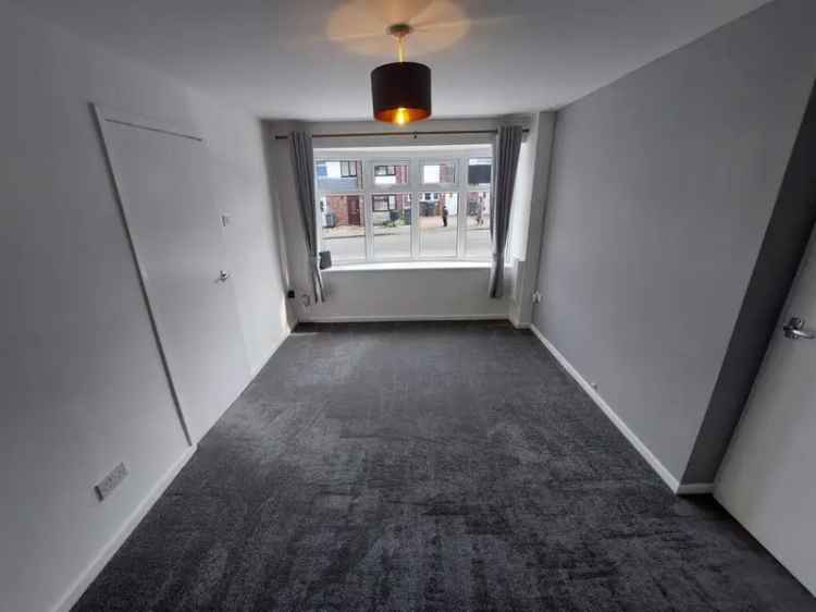 3 Bedroom Semi Detached House For Rent
