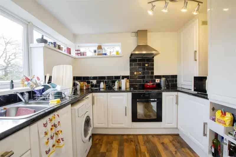 2 Bedroom Student Apartment 2025 2026 Bills Included