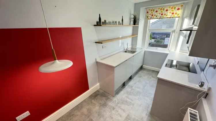 1 Bedroom Flat for Sale in Frome