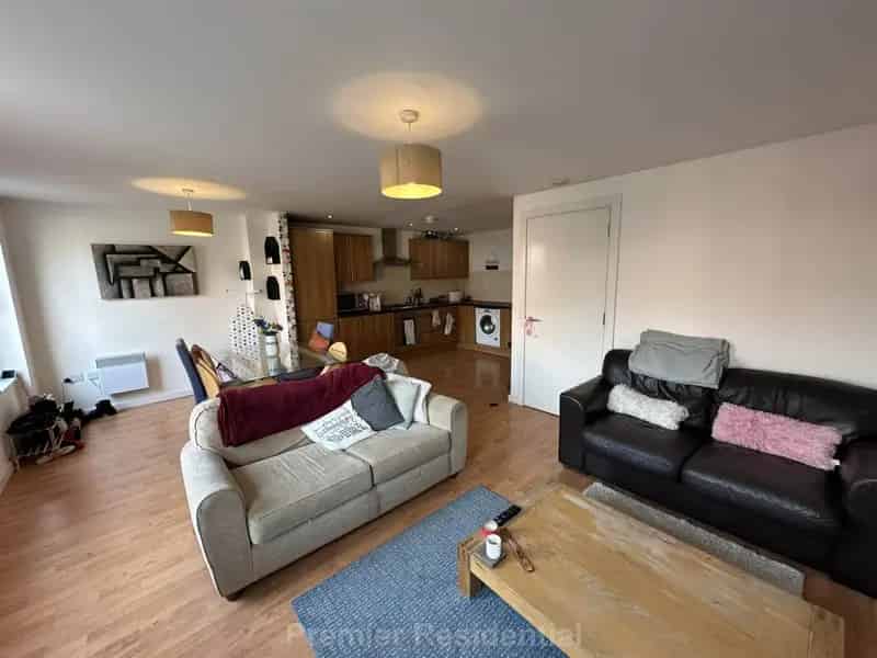 2 Bedroom Apartment Liverpool City Center
