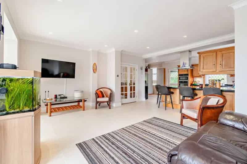 7 bedroom detached house for sale