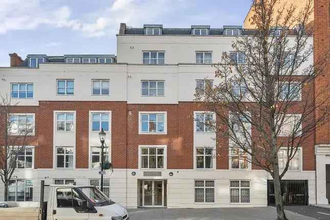 Flat for sale in Queensway, London W2