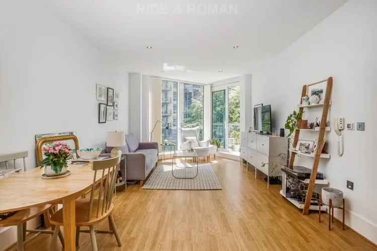 2 Bedroom Apartment Battersea Reach River Views Parking Gym Concierge