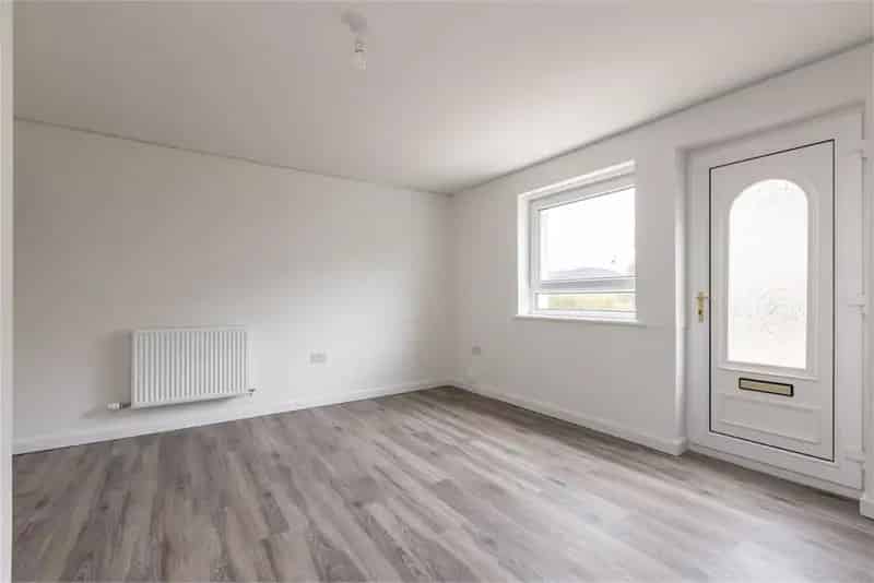 3 Bed Flat Colinton Mains Private Garden Driveway Pentland Views